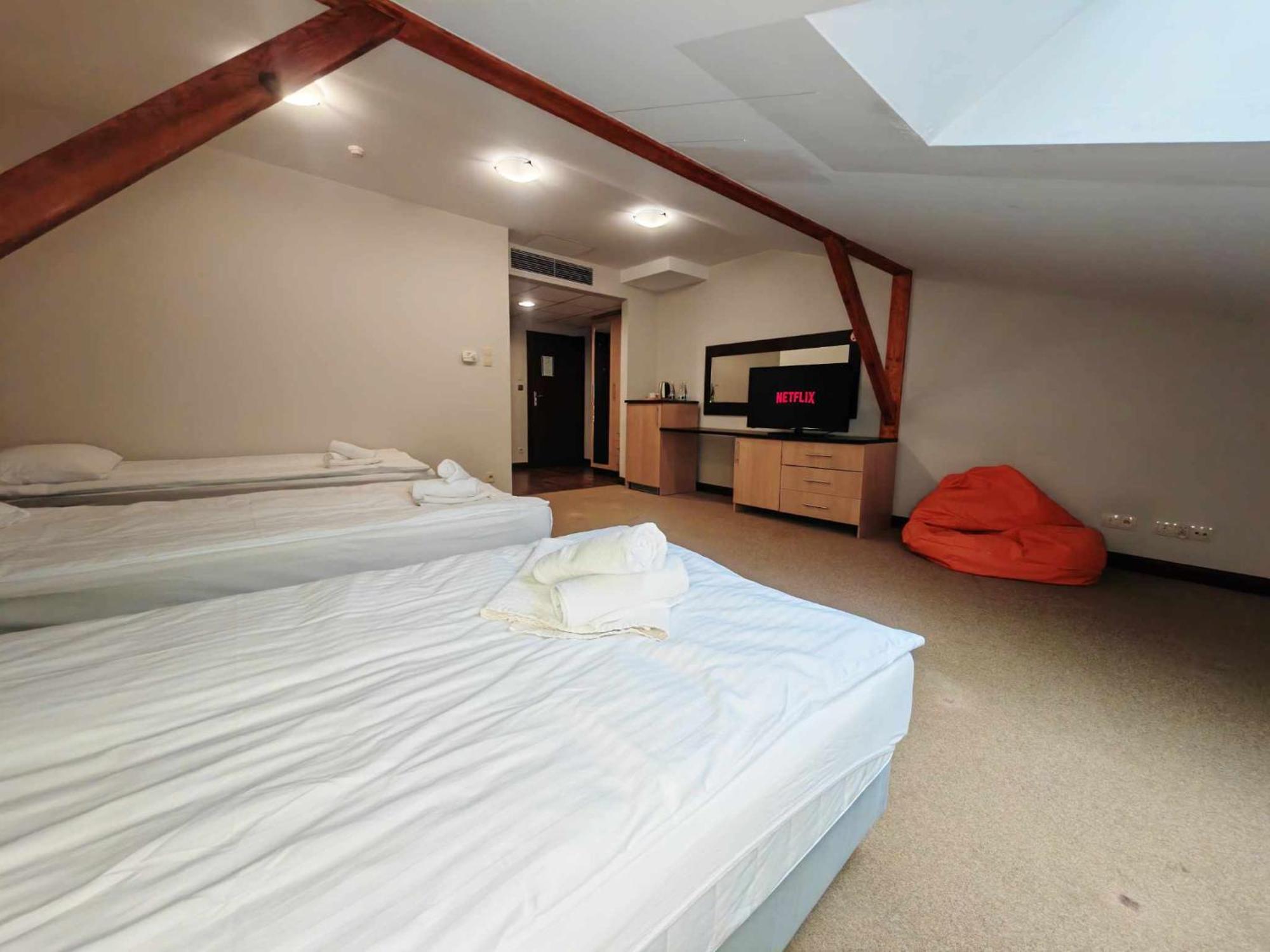 Maka I Magia Obiady Domowe Hotel ซัมบรูฟ ภายนอก รูปภาพ