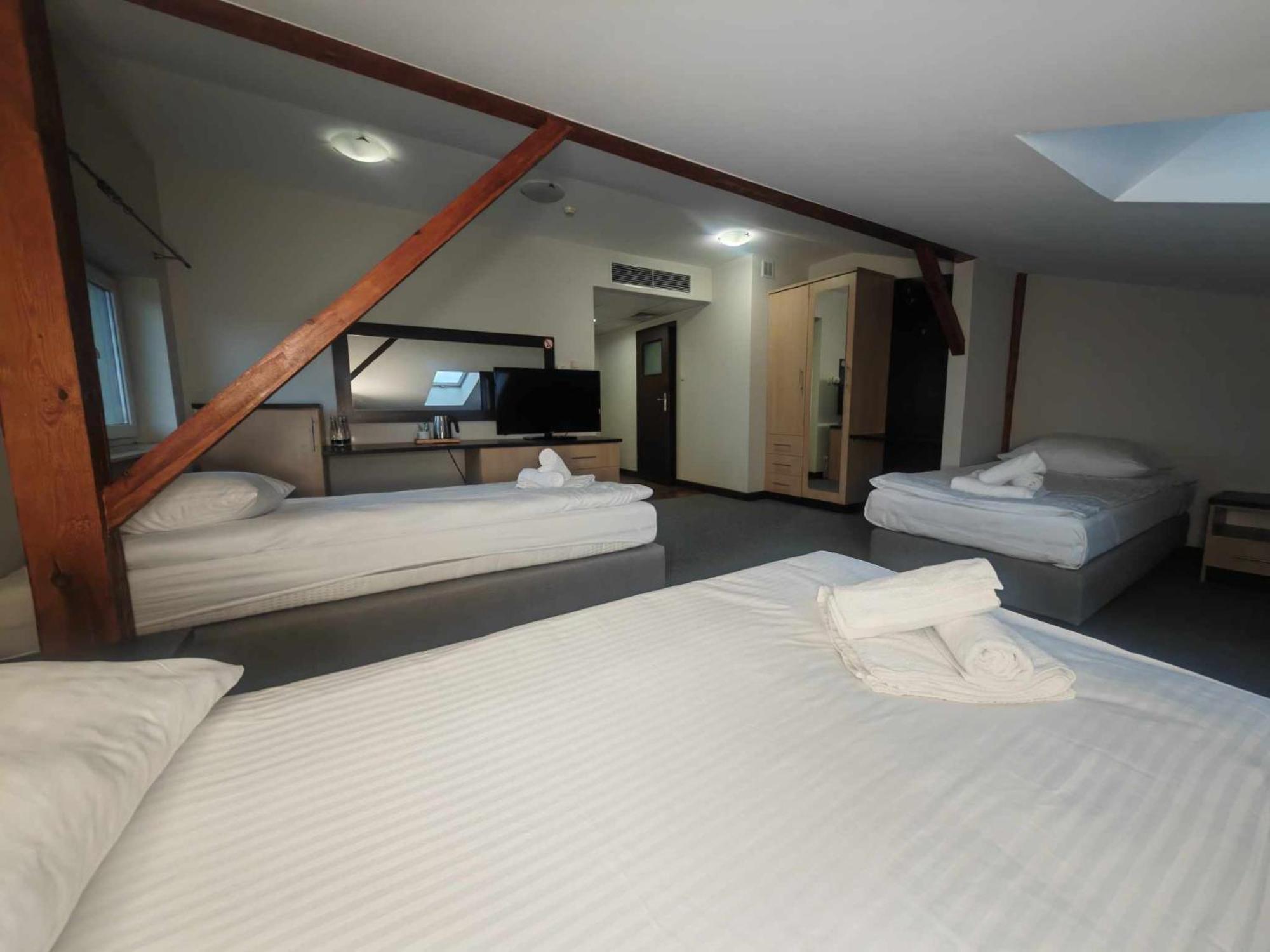 Maka I Magia Obiady Domowe Hotel ซัมบรูฟ ภายนอก รูปภาพ