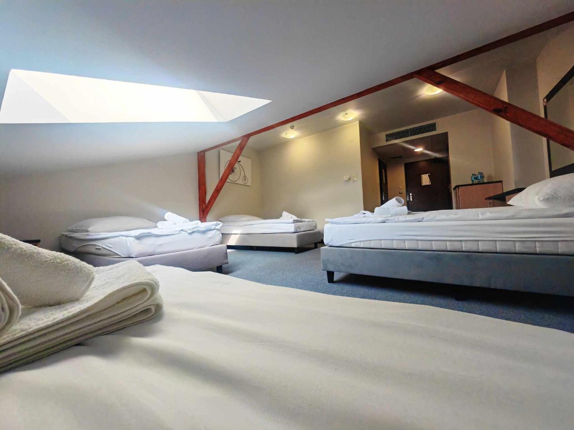 Maka I Magia Obiady Domowe Hotel ซัมบรูฟ ภายนอก รูปภาพ